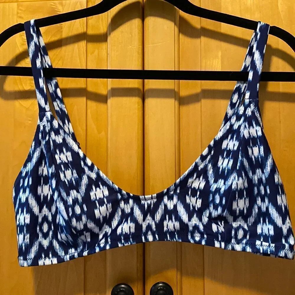 Batik Navy and white bikini top
